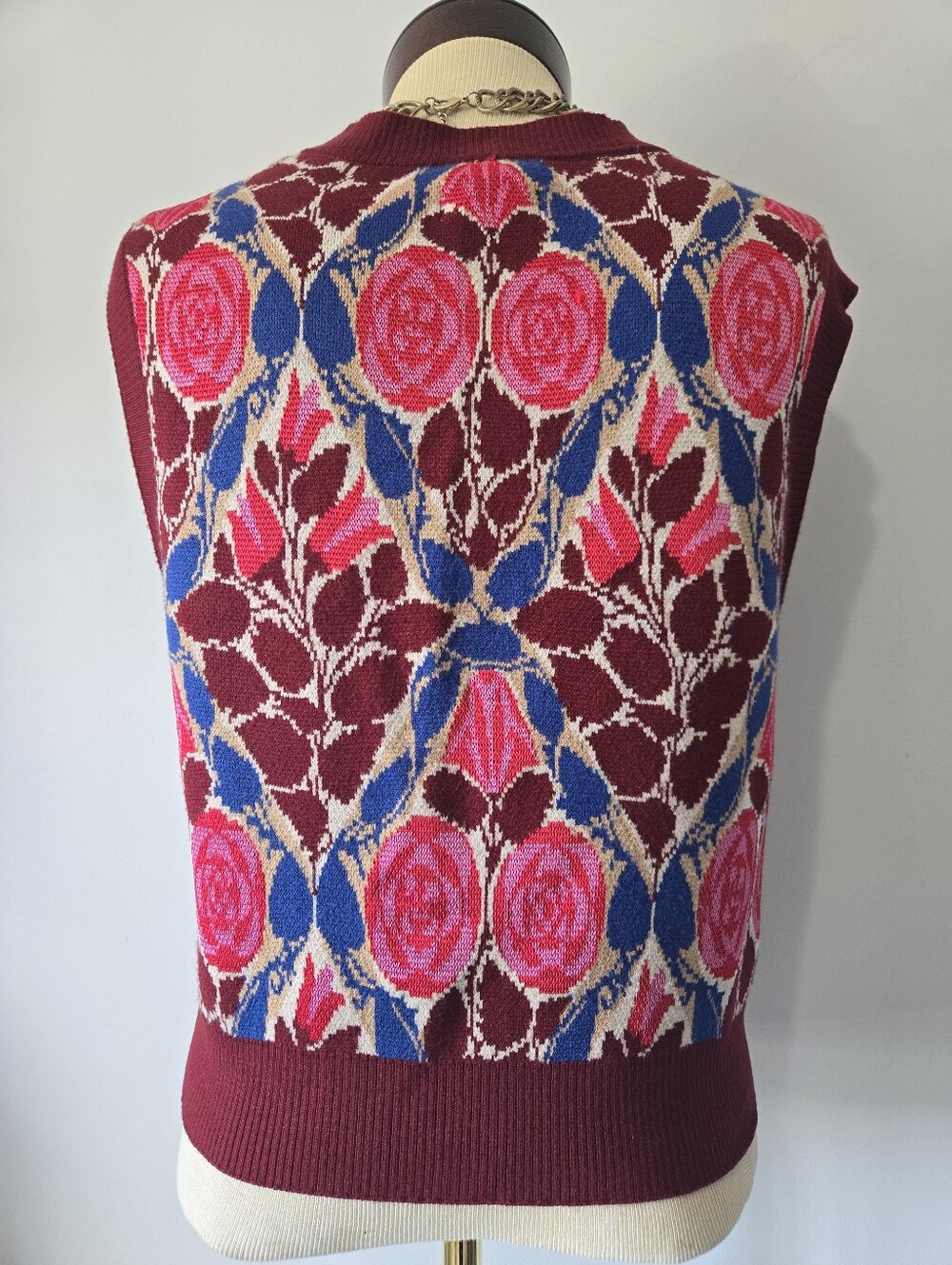 Maeve Anthropologie "Dera" Floral Knit Button-Front Sweater Vest. Size M - Picture 6 of 11